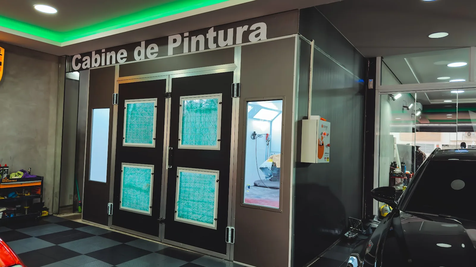 Cabine de trabalho profissional